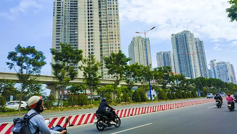TP đang chỉ đạo Sở Quy hoạch - Kiến trúc xây dựng Đề cương và dự toán để lập nhiệm vụ điều chỉnh quy hoạch chung TP đến năm 2040, tầm nhìn đến năm 2060. Cạnh đó, nội dung nhiệm vụ quy hoạch chung TP Thủ Đức đến năm 2040, tầm nhìn đến năm 2060 đã được HĐND TP thông qua. UBND TP đã phê duyệt Đề án hình thành và phát triển Khu đô thị sáng tạo, tương tác cao phía Đông Thành phố giai đoạn 2020 – 2035; phê duyệt quy hoạch chi tiết tỷ lệ 1/500 các phân Khu thuộc khu đô thị du lịch biển Cần Giờ (2.870ha).