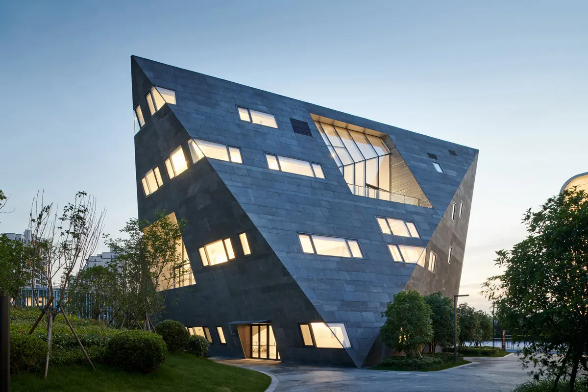 3_Arts_Center_night_view_Credit_CHEN_Hao