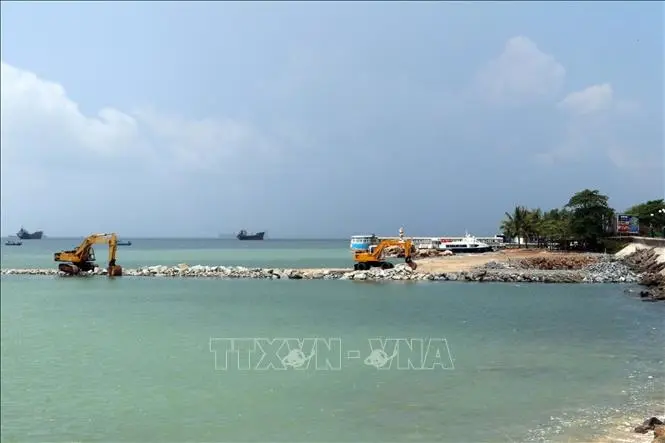 Tập trung hoàn thiện dự thảo Nghị định hoạt động lấn biển