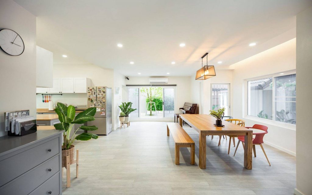 Nhà phố thay đổi hoàn toàn thiết kế để đáp ứng yêu cầu của gia đình 3 thế hệ Nha3th 9 1024x640 - Nhà phố thay đổi hoàn toàn thiết kế để đáp ứng yêu cầu của gia đình 3 thế hệ