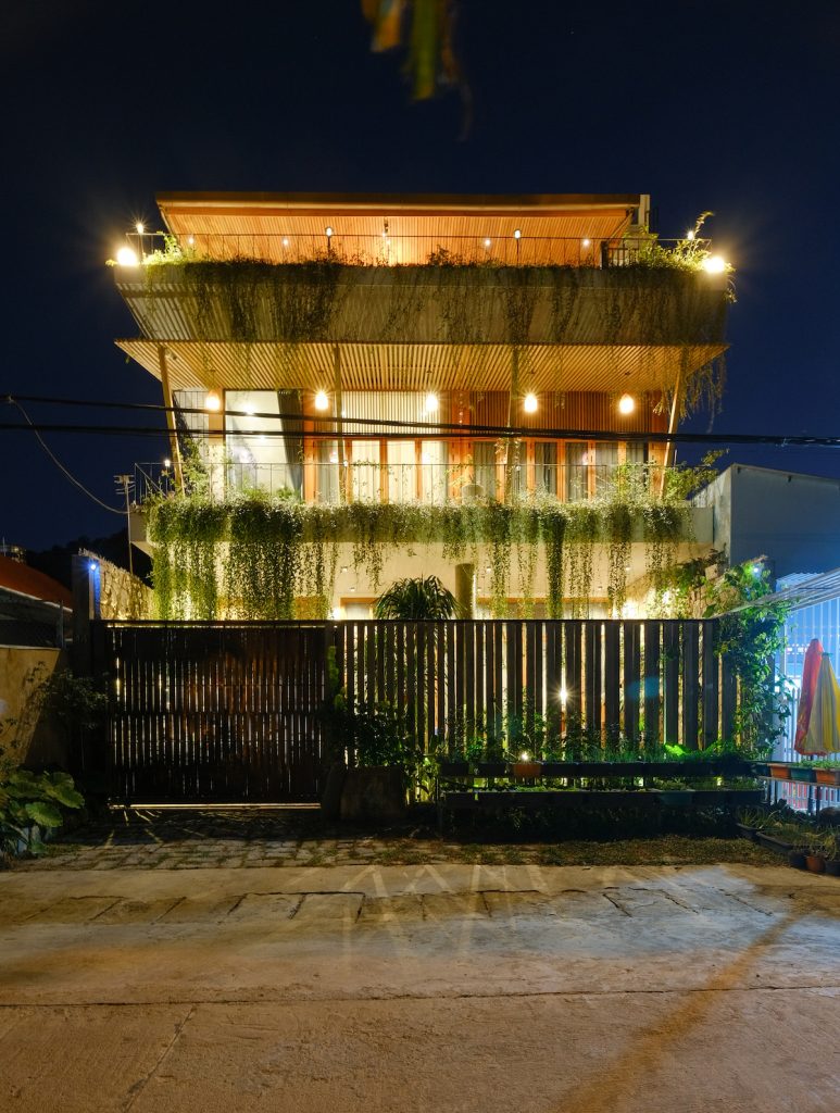 Sống bên dòng sông – Ngôi nhà mang hơi thở bình yên cho những tâm hồn thi vị