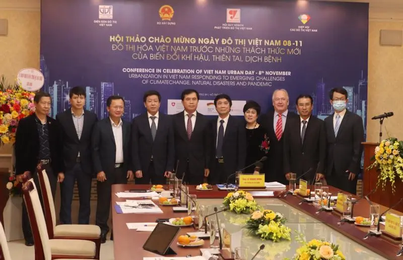 Hội thảo trực tuyến “Đô thị hóa Việt Nam trước những thách thức mới của biến đổi khí hậu”