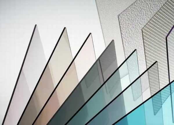 Kinh nghiệm chọn tấm lợp polycarbonate cao cấp lấy sáng thông minh