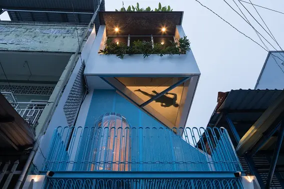 LÂM’s Home