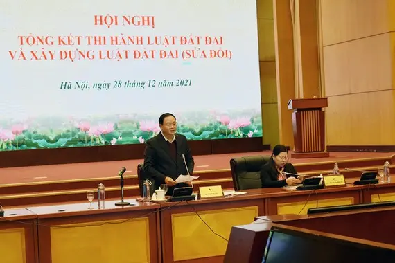 Góp ý xây dựng Luật Đất đai với tầm nhìn dài hạn