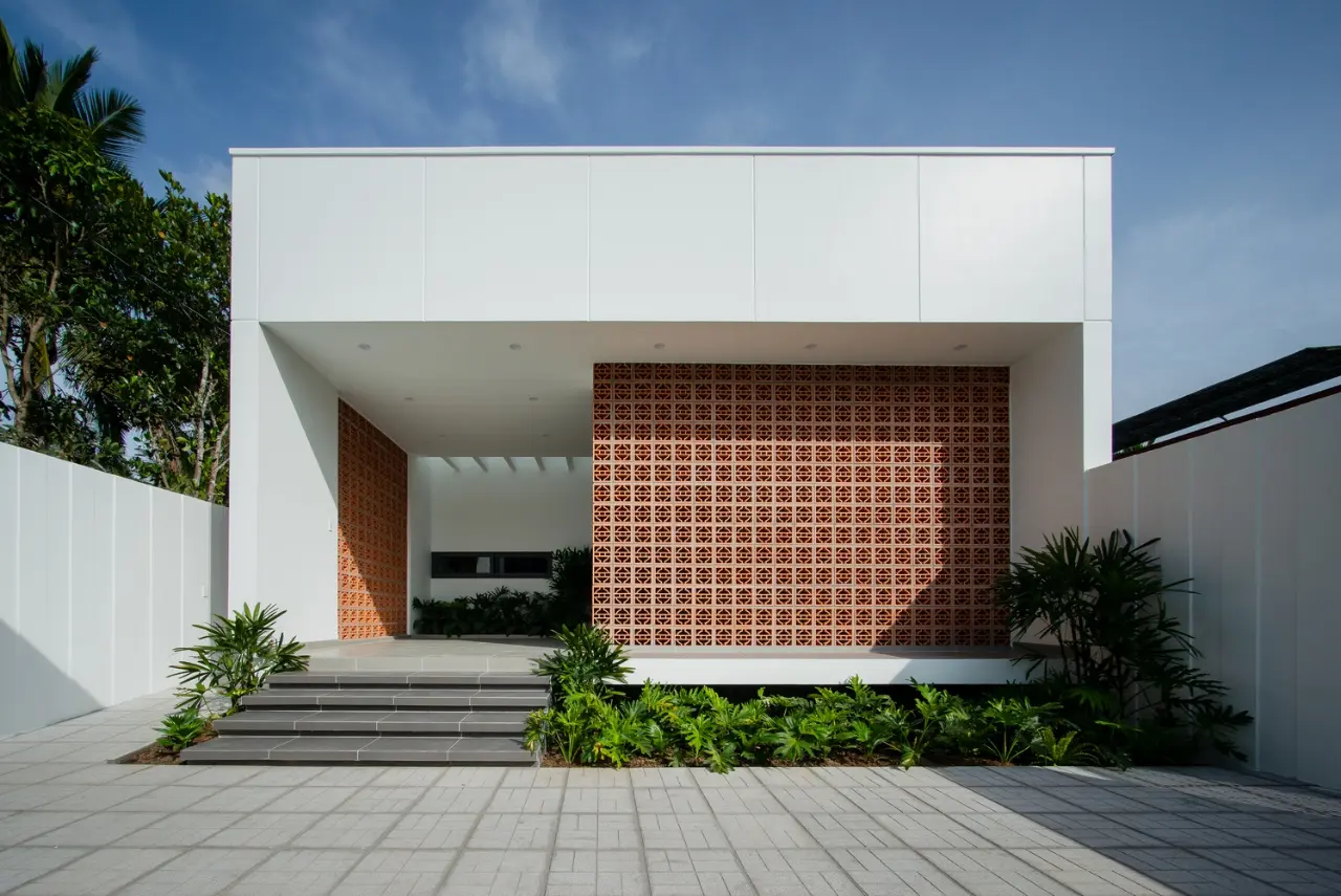 Small House 02