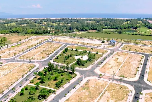 Quyết định thành viên Tổ công tác kiểm tra, tháo gỡ khó khăn liên quan đến các dự án, đất đai