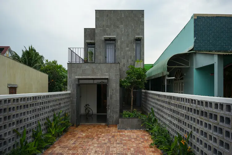 BiBi House
