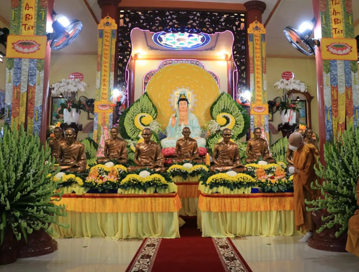 Hành trình cung nghinh và an vị tôn tượng Tôn sư Thiện Phước sau hơn 2 năm chế tác
