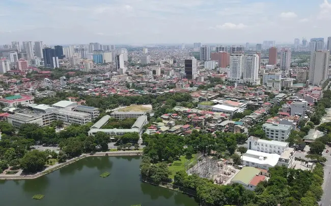 Giá bất động sản tăng “phi mã”, người mua nhà ở thực có nên mua trong lúc này?