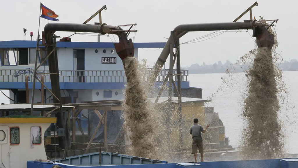 Liên Hợp Quốc lên tiếng cảnh báo về khủng hoảng cát toàn cầu