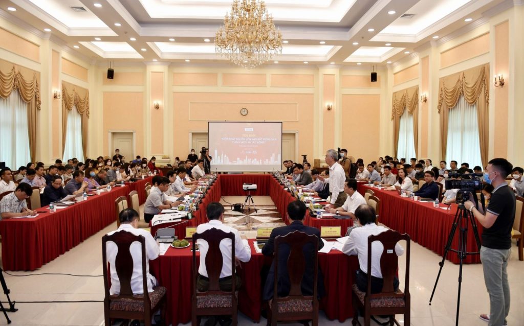 Toạ đàm “Kiểm soát nguồn vốn vào bất động sản – Chính sách và tác động”