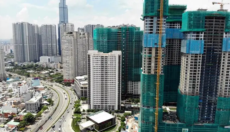TPHCM siết xây dựng cao ốc cứu vãn hiện trạng giao thông