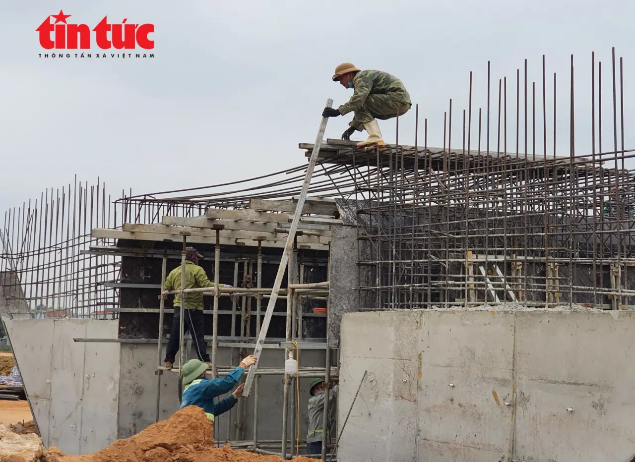 Bộ Xây dựng ‘vào cuộc’ kiểm tra quản lý chi phí, hợp đồng xây dựng tại các địa phương