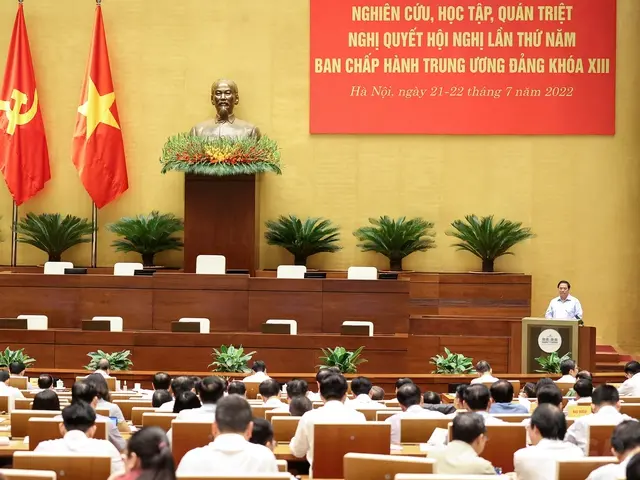 Đảng bộ Viện Kiến trúc Quốc gia dự Hội nghị toàn quốc nghiên cứu, học tập, quán triệt Nghị quyết Hội nghị lần thứ năm Ban Chấp hành Trung ương Đảng khóa XIII