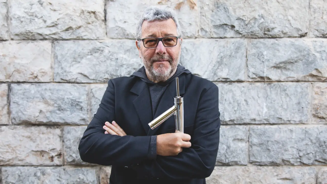 Huyền thoại Philippe Starck: “Mỗi khách sạn tôi tạo ra giống như một bộ phim mà tôi là đạo diễn”