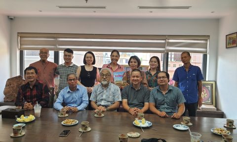 Đoàn công tác của Tạp chí Kiến trúc Việt Nam có chuyến thăm quan thực tế tại Trung tâm Tinh hoa Làng nghề Việt