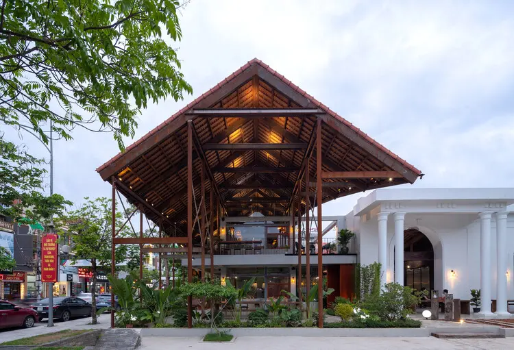 Mây Café & Bakery