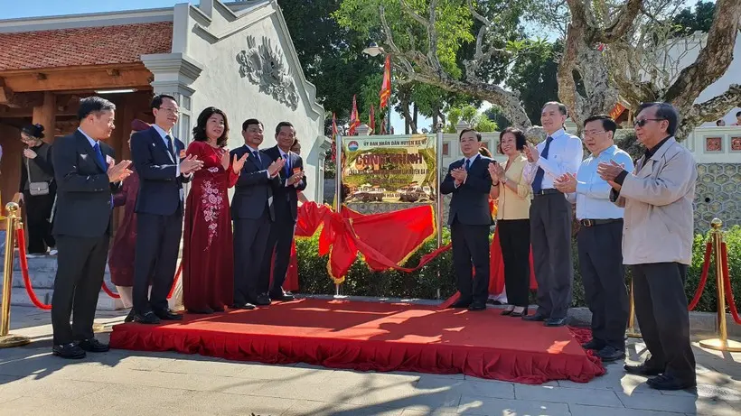 Hà Nội dâng hương tưởng niệm ngày hóa Đức Thánh Tản Viên Sơn