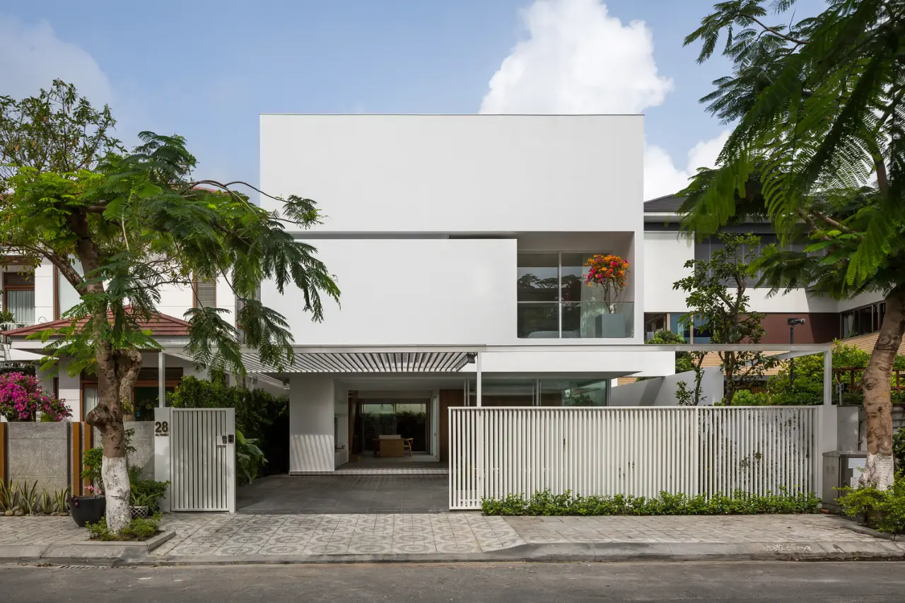 Phải House