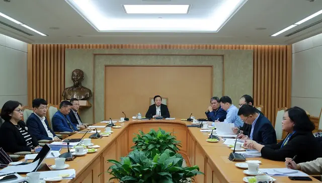 Sớm hoàn thiện hai nghị định quan trọng về đất đai và lấn biển
