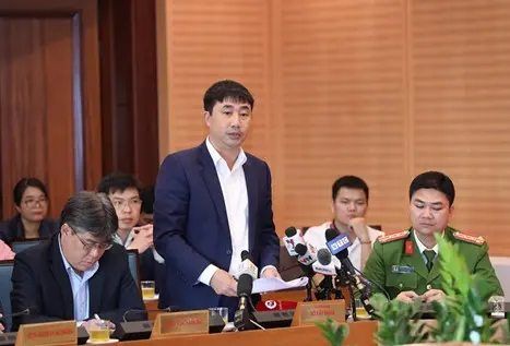 Lãnh đạo Sở Xây dựng Hà Nội trả lời vấn đề đá lát vỉa hè xuống cấp quá nhanh