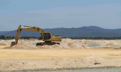 Phú Yên: Cát nhiễm mặn được sử dụng làm vật liệu thông thường