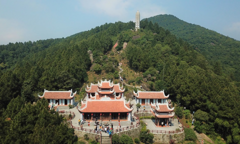 Phê duyệt Nhiệm vụ lập Quy hoạch tu bổ, phục hồi di tích chùa Hương