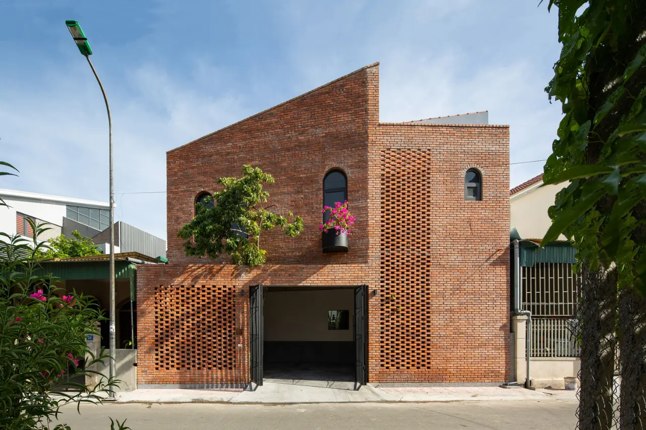 The Tiamo House