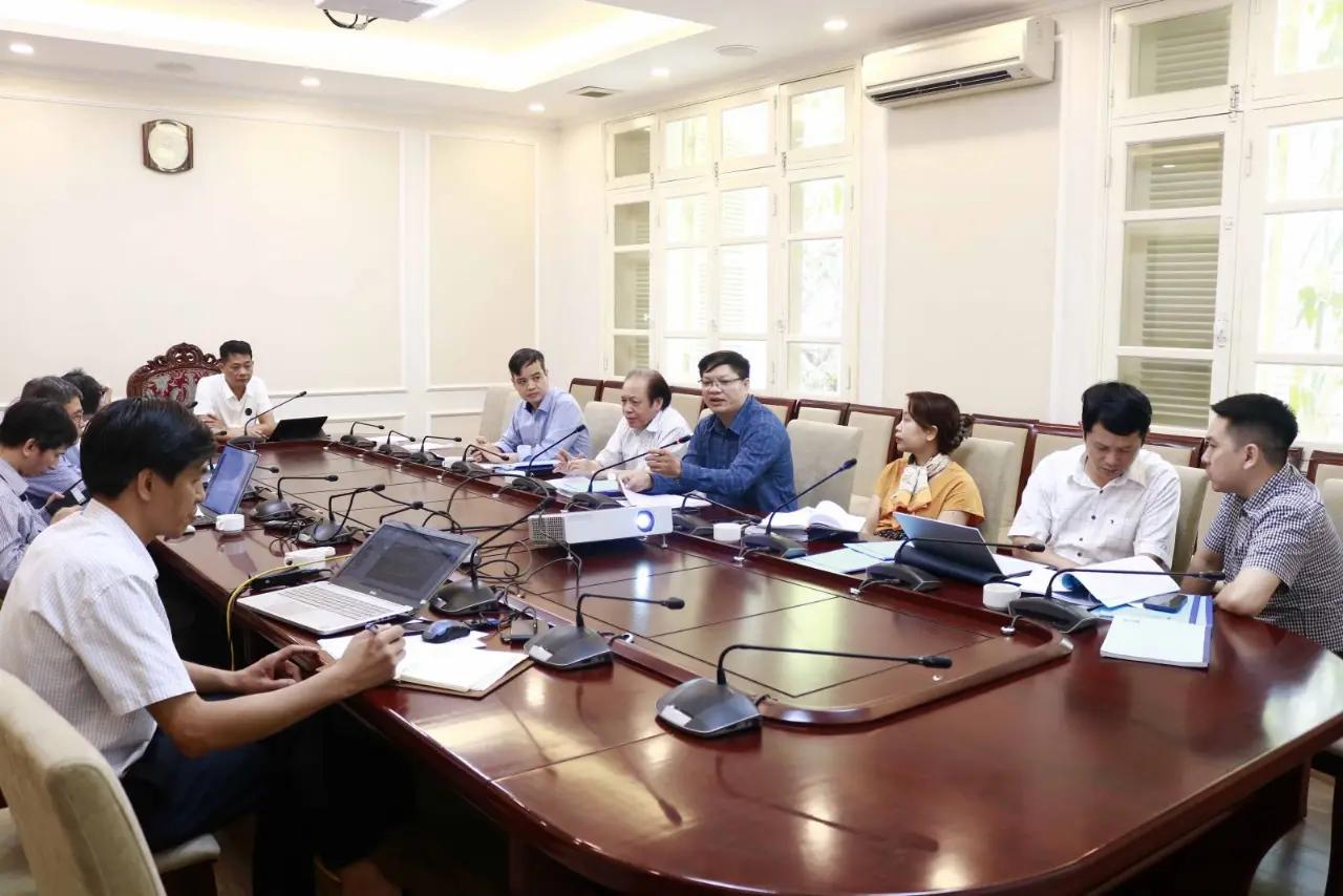 Bộ Xây dựng: Nghiệm thu nhiệm vụ nghiên cứu xây dựng 4 tiêu chuẩn quốc gia về thiết bị thi công