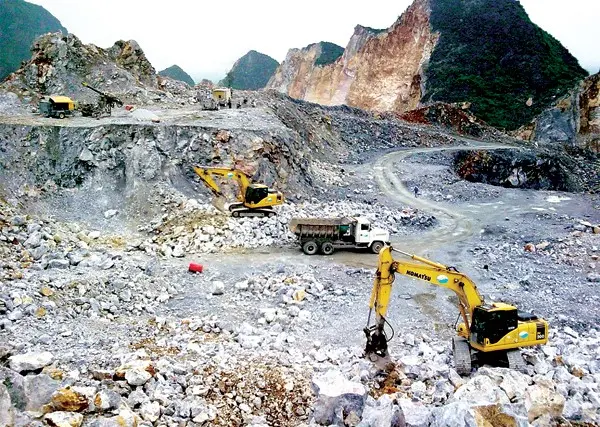 Đà Nẵng nghiêm cấm mua đi bán lại mỏ khoáng sản làm tăng giá vật liệu