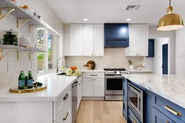 Máy hút mùi phù hợp với mọi phong cách thiết kế nhà bếp (P2)
