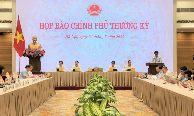 Bộ Xây dựng thông tin về kết quả gỡ khó cho các dự án bất động sản