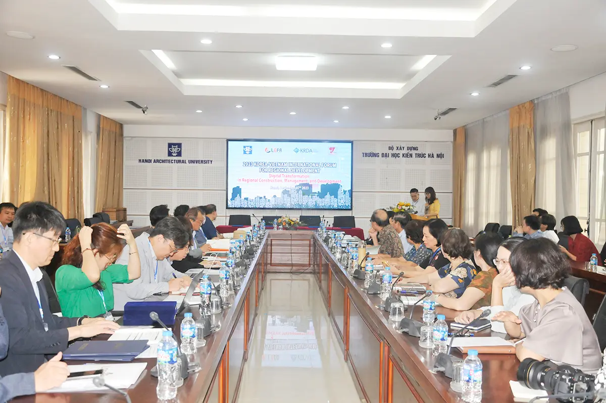 Hội thảo “Chuyển đối số trong xây dựng, quản lý và phát triển vùng”