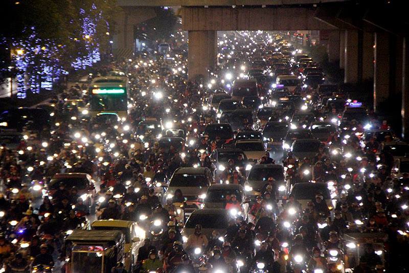 Góp ý “Điều chỉnh Quy hoạch chung xây dựng Thủ đô đến năm 2030 và tầm nhìn đến năm 2050” – Bài 1: Quy hoạch giao thông Thủ đô không thể sơ sài, lạc hậu, dàn trải