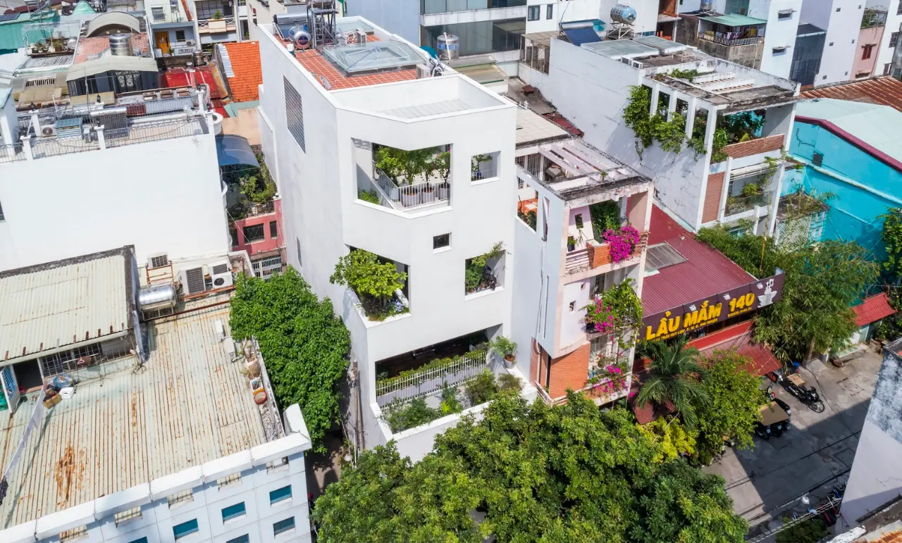 140THL House