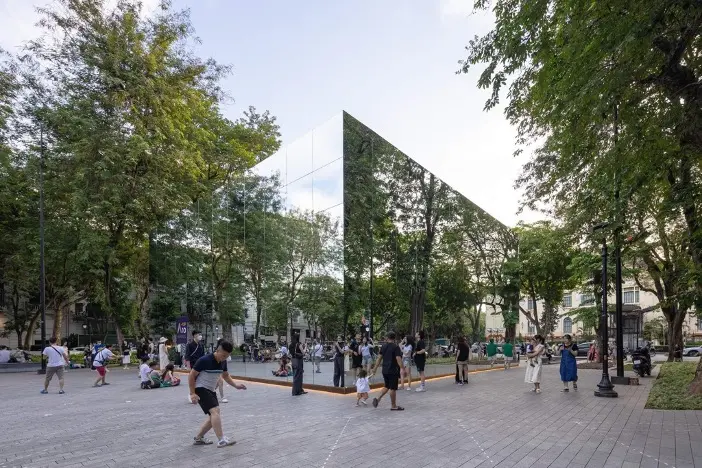 Vài đúc kết qua soi chiếu các pavilion kiến trúc quanh Hồ Gươm
