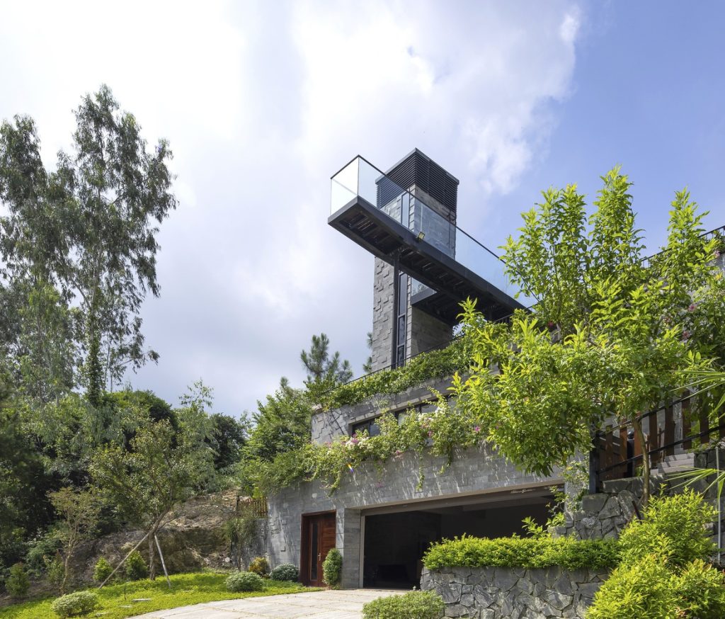 Ngôi nhà trên đồi Ajisai