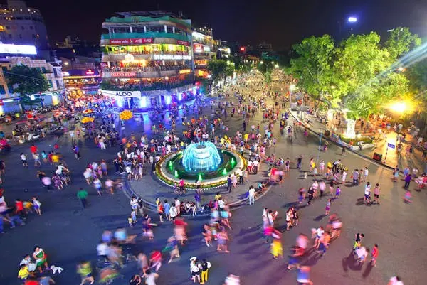 Hà Nội công nhận khu vực hồ Hoàn Kiếm là di tích cấp Thành phố