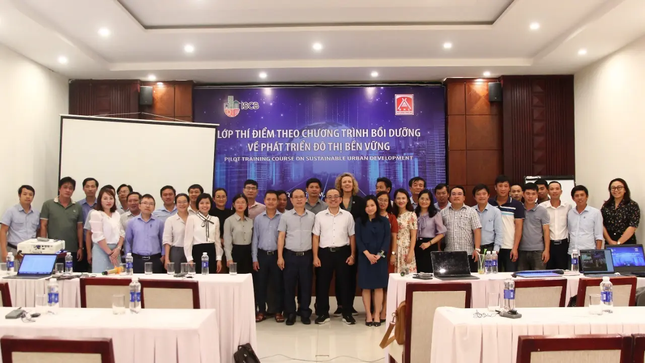 Tăng cường thể chế và nâng cao năng lực cho phát triển đô thị ở Việt Nam