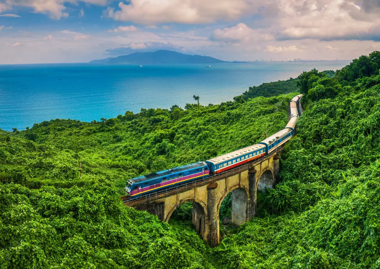 Góp ý “Điều chỉnh Quy hoạch chung xây dựng Thủ đô đến năm 2030 và tầm nhìn đến năm 2050” – Bài 12: Đường sắt đô thị và quốc gia: cơ hội phát triển ngành kinh tế giao thông mới cho Hà Nội