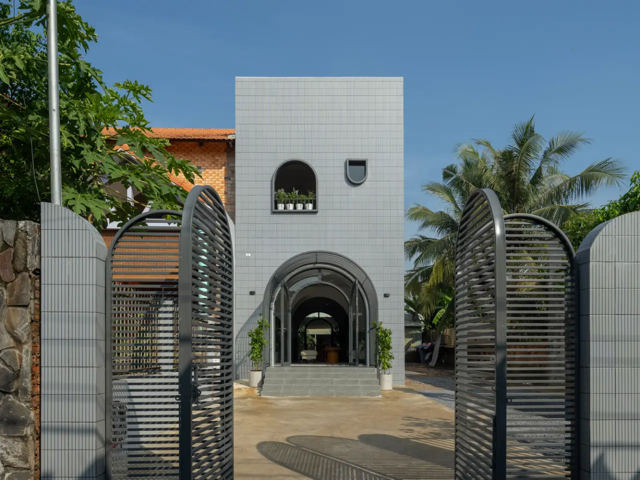 Hoa House