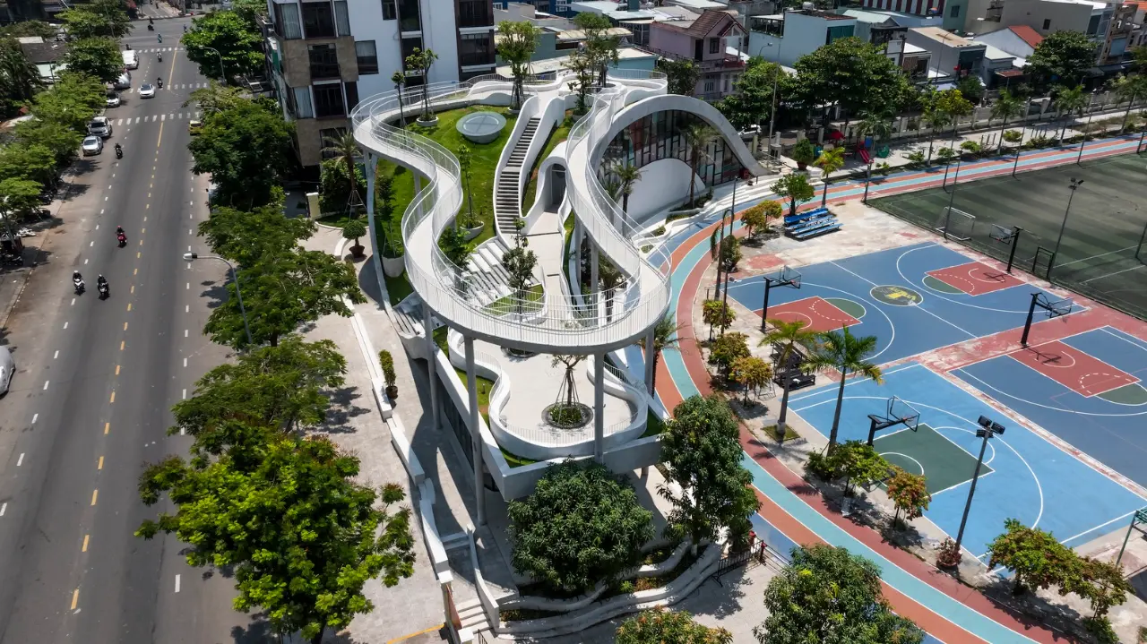 Trung tâm triển lãm nghệ thuật Sơn Trà