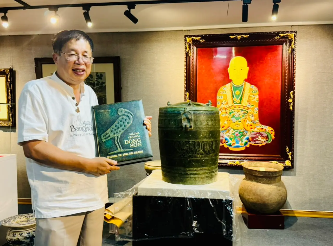 Hà Nội cấp phép hoạt động cho Bảo tàng Kính Hoa