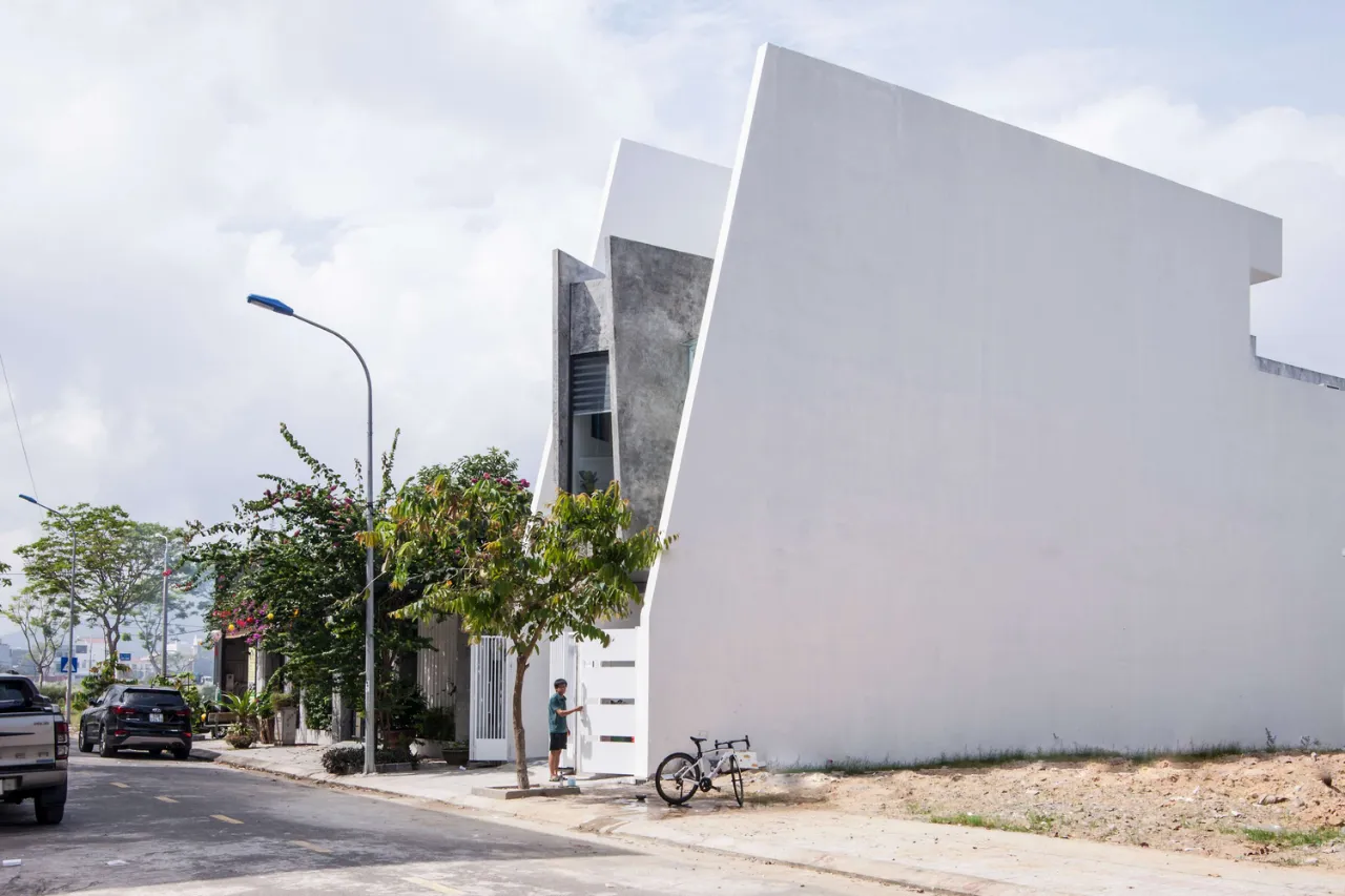 V+J House