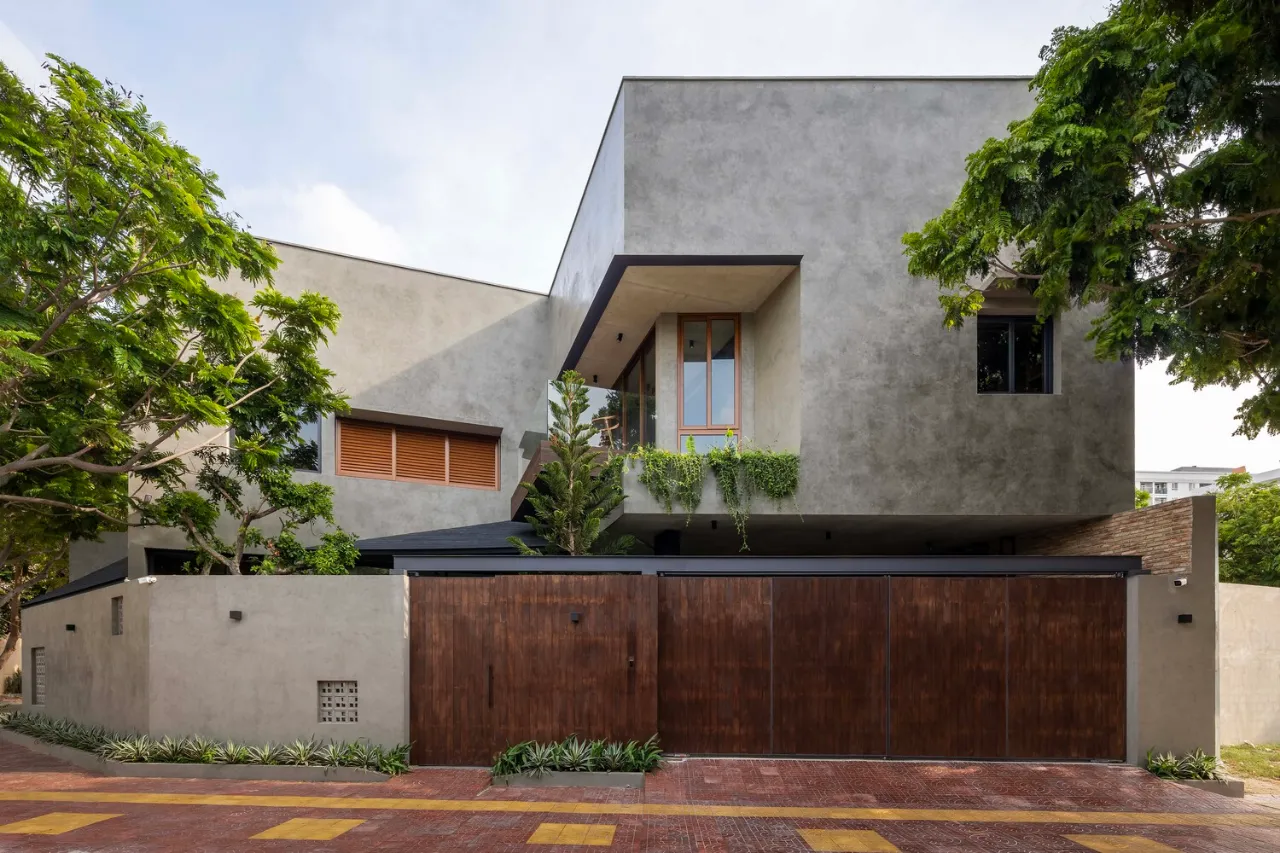 PR House / Plus Idea Studio
