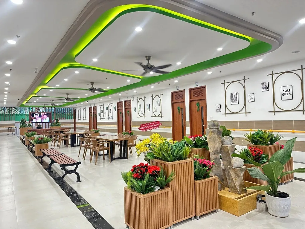 Ưu tiên chuyển đổi công sở dôi dư thành trung tâm chăm sóc người cao tuổi – Chiến lược an sinh cho thời kỳ già hóa dân số