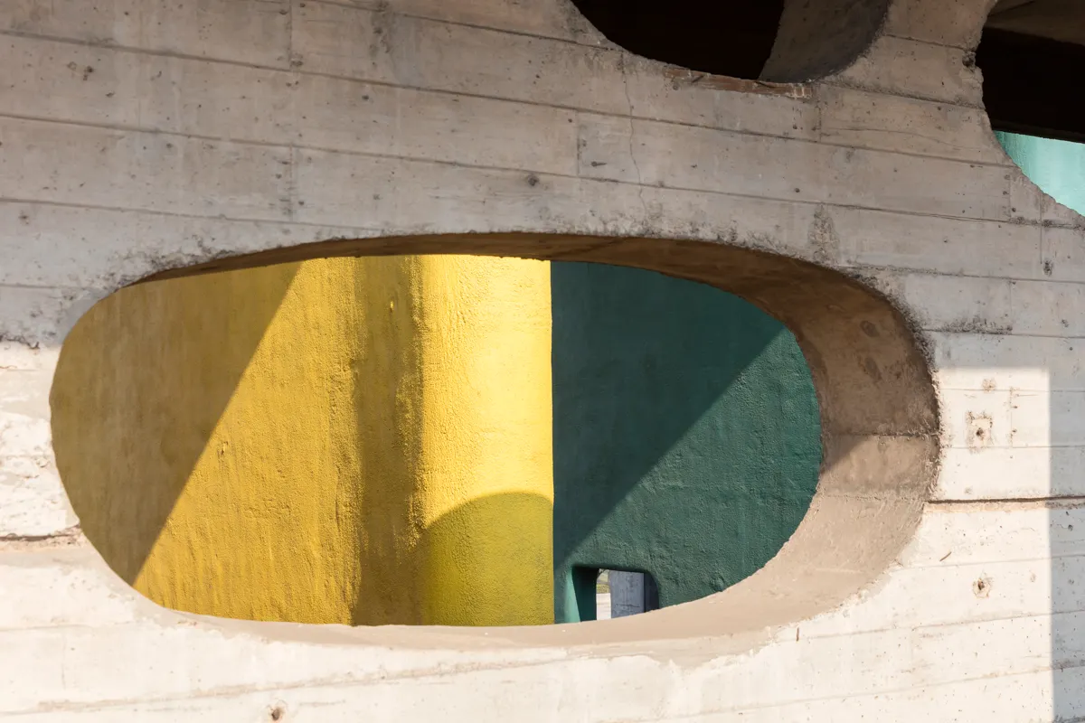 Lý thuyết màu sắc của Le Corbusier: Áp dụng tính đa sắc trong kiến trúc