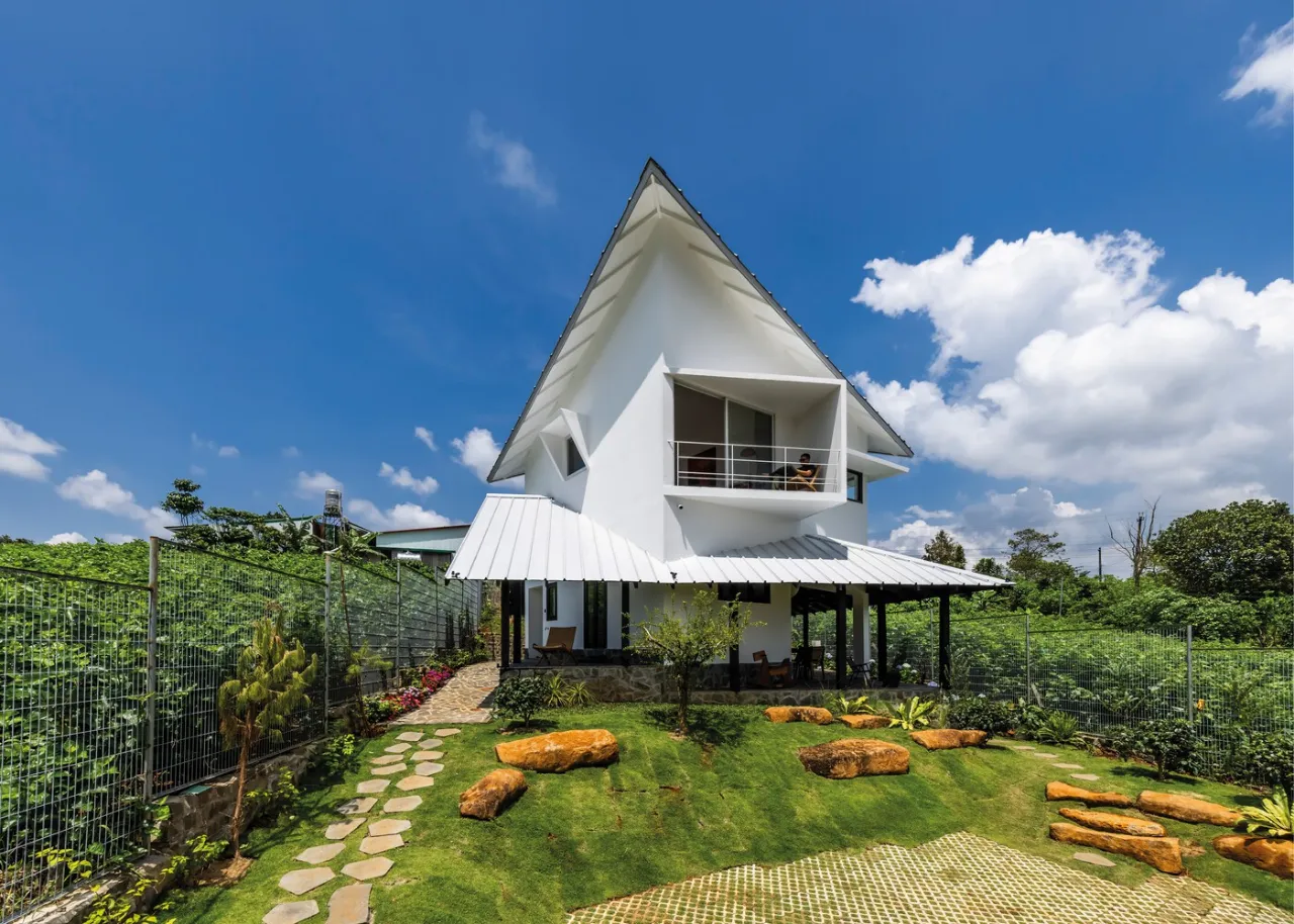 Dâu Tằm House