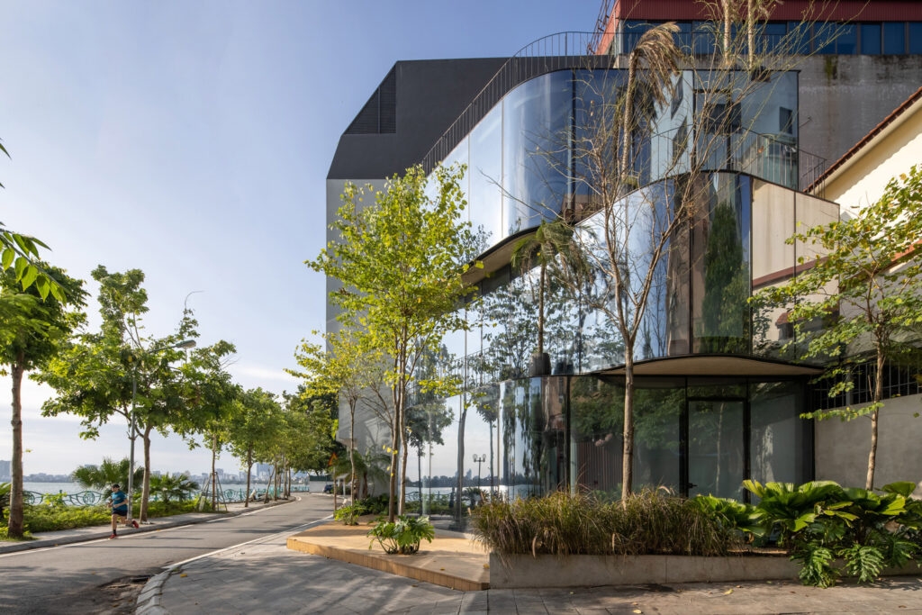 Crystal House